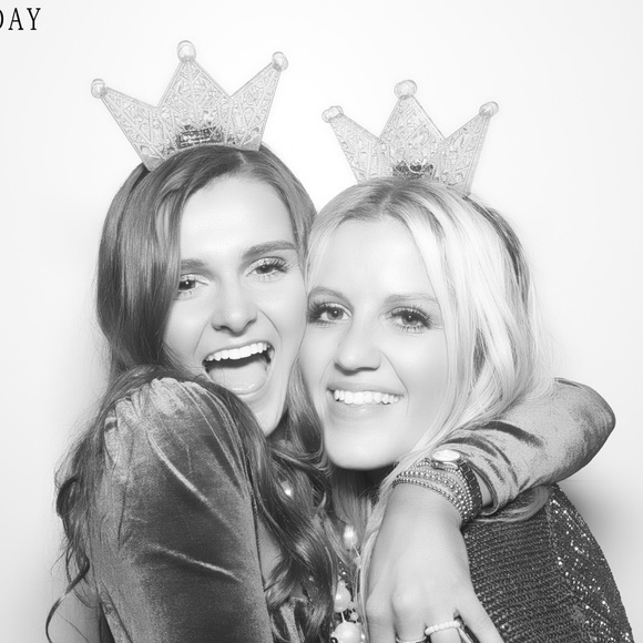 Meet your Posher, Ann - Picture 1 of 12